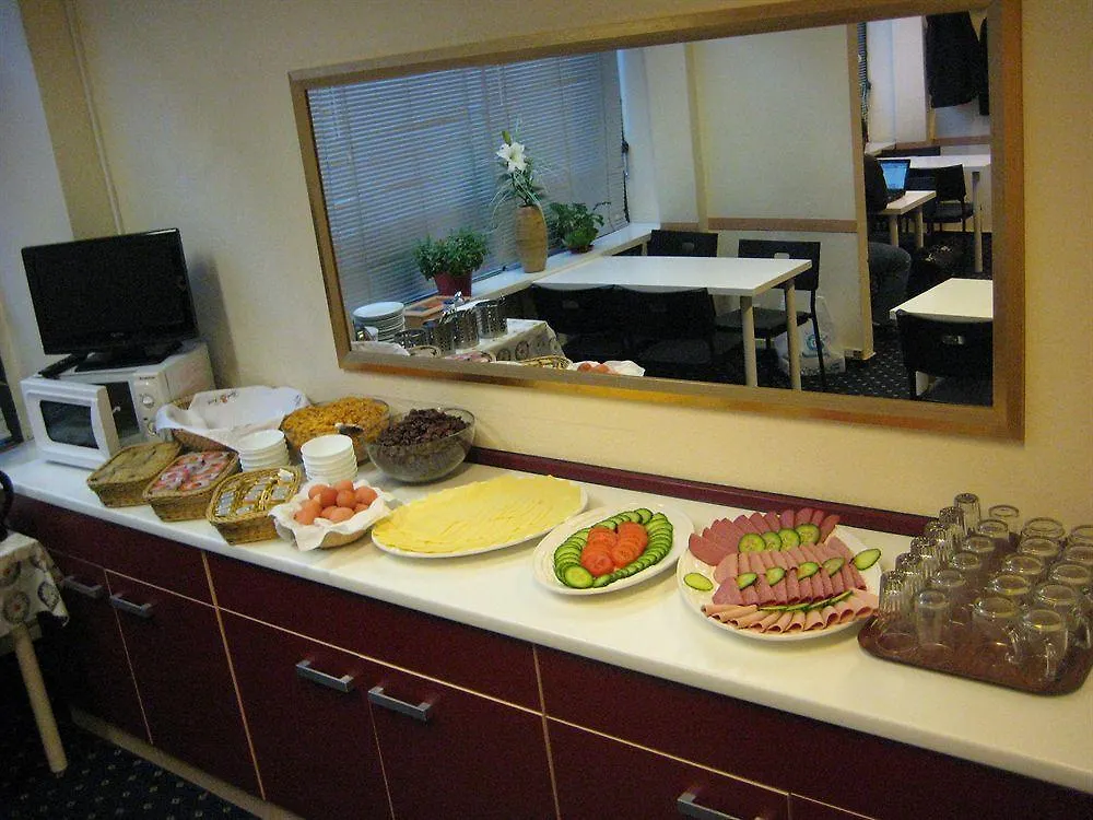 Pension Alpha - Frankfurt City Central Station Frankfurt am Main Vendégház